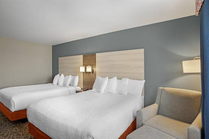 Room 11 of 29