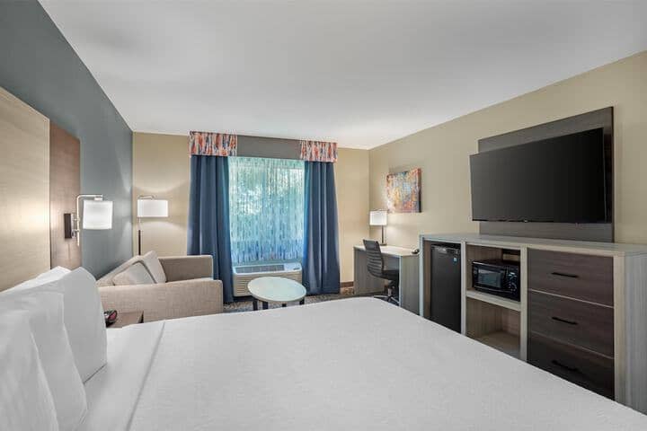 Room 8 of 29
