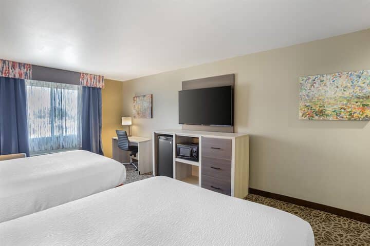 Room 12 of 29