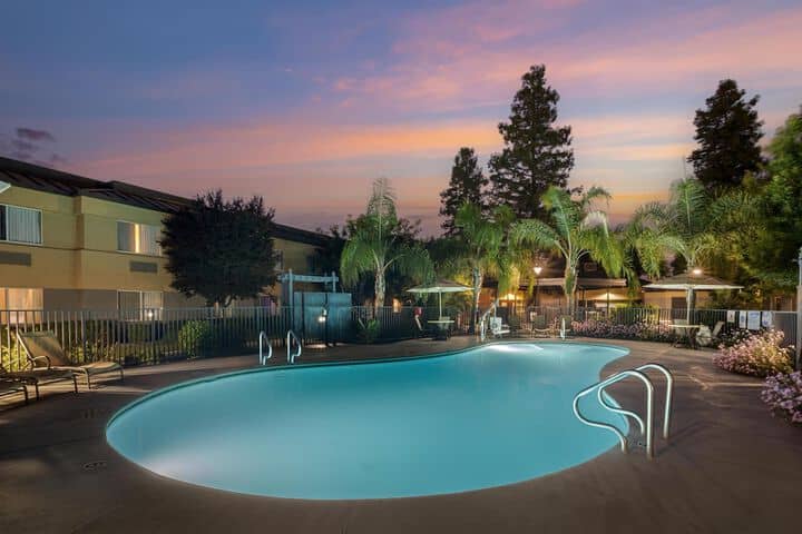 Pool 17 of 29